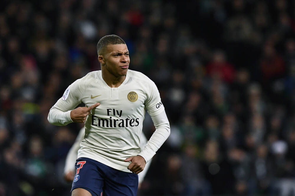 每体：马尔莫尔准备明夏合同到期后免费离队，巴萨50%分成将落空